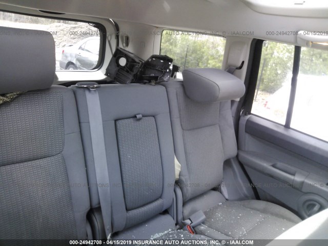 1J8HG48KX7C624725 - 2007 JEEP COMMANDER BLACK photo 8