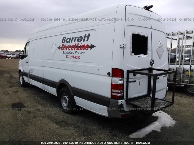 WD3PE8DE6E5828157 - 2014 MERCEDES-BENZ SPRINTER 2500 WHITE photo 3