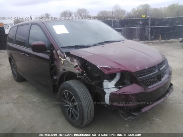 2C4RDGBG7JR215221 - 2018 DODGE GRAND CARAVAN SE MAROON photo 1