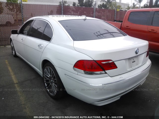 WBAHN83586DT33796 - 2006 BMW 750 LI WHITE photo 3