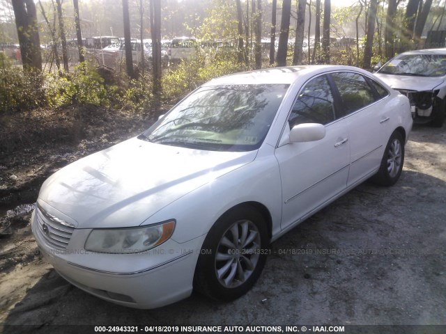 KMHFC46F27A210216 - 2007 HYUNDAI AZERA SE/LIMITED WHITE photo 2