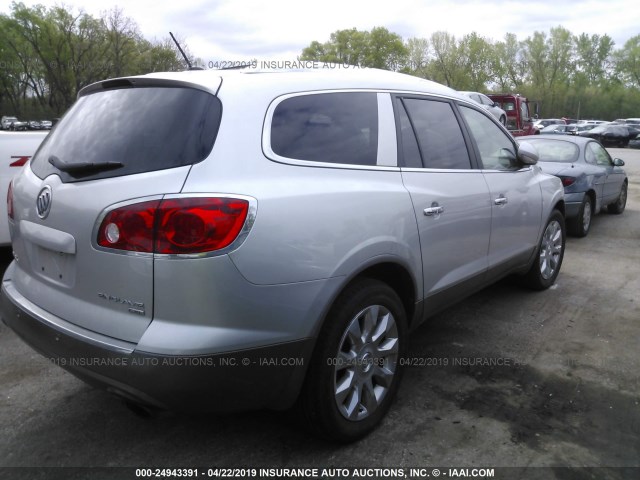 5GALVCED5AJ175207 - 2010 BUICK ENCLAVE CXL SILVER photo 4