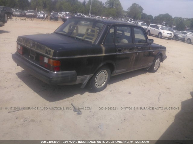 YV1AS8808P1481910 - 1993 VOLVO 240 BLACK photo 4