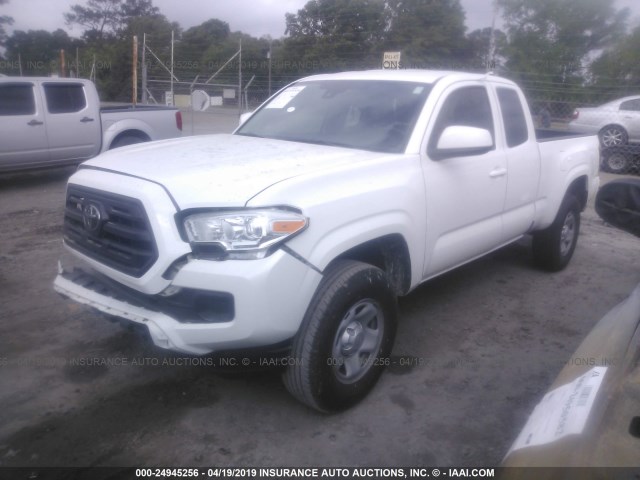 5TFRX5GN0JX117099 - 2018 TOYOTA TACOMA ACCESS CAB/SR/SR5/TRD SPT WHITE photo 2