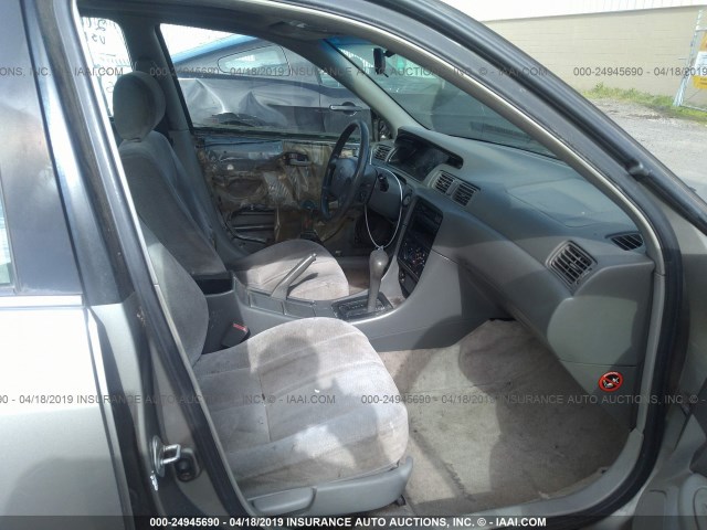 JT2BF22K9V0033516 - 1997 TOYOTA CAMRY LE/XLE GOLD photo 5