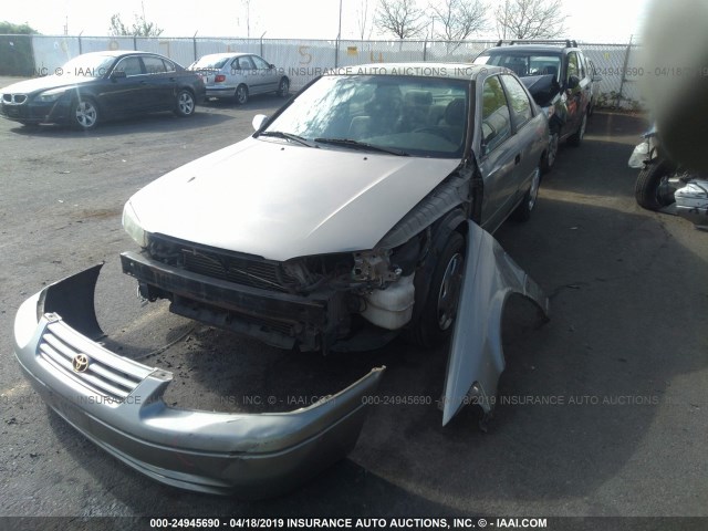JT2BF22K9V0033516 - 1997 TOYOTA CAMRY LE/XLE GOLD photo 6