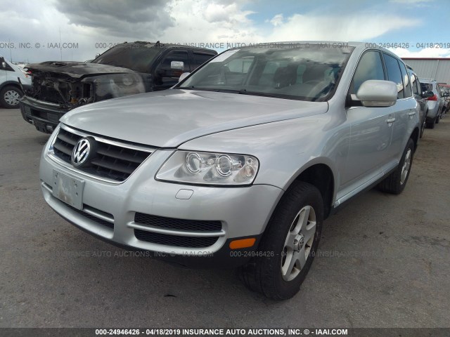 WVGZG77L75D037974 - 2005 VOLKSWAGEN TOUAREG 3.2 SILVER photo 2