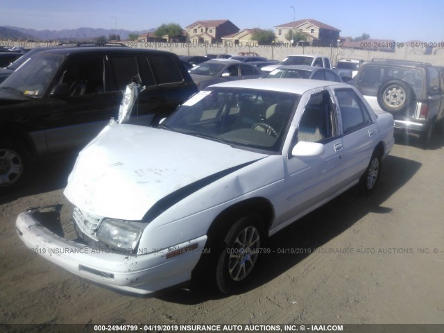 1G1LD5545TY270060 - 1996 CHEVROLET CORSICA WHITE photo 2