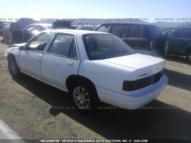 1G1LD5545TY270060 - 1996 CHEVROLET CORSICA WHITE photo 3