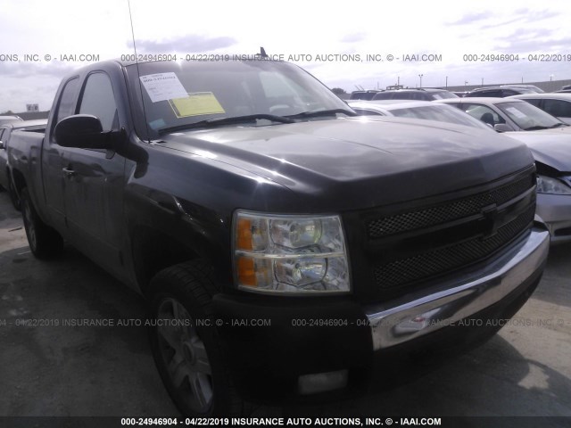 1GCEC19J48Z112211 - 2008 CHEVROLET SILVERADO C1500 BLACK photo 1