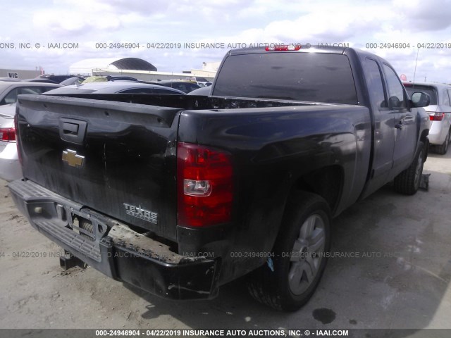 1GCEC19J48Z112211 - 2008 CHEVROLET SILVERADO C1500 BLACK photo 4