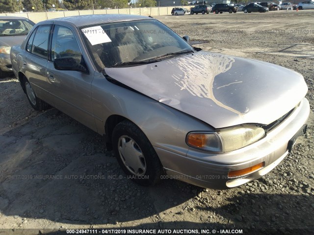 JT2BG12KXT0366408 - 1996 TOYOTA CAMRY DX/LE/XLE GOLD photo 1