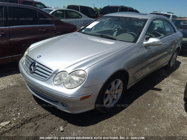 WDBTJ65J24F076979 - 2004 MERCEDES-BENZ CLK 320C SILVER photo 2