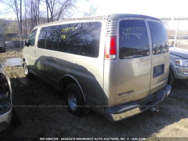 1GNFG15W311228716 - 2001 CHEVROLET EXPRESS G1500  GRAY photo 3