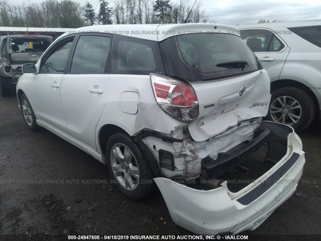 2T1KR30E86C612716 - 2006 TOYOTA COROLLA MATRIX XR WHITE photo 3