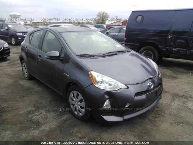 JTDKDTB36E1076426 - 2014 TOYOTA PRIUS C GRAY photo 1