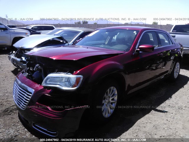 2C3CCAAG9CH256163 - 2012 CHRYSLER 300 RED photo 2