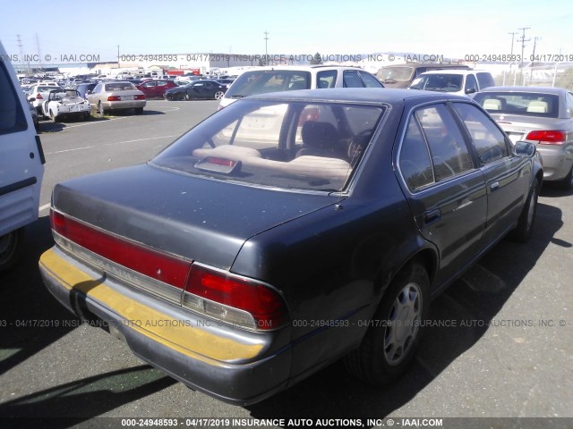 JN1HJ01P3NT618305 - 1992 NISSAN MAXIMA GXE GRAY photo 4