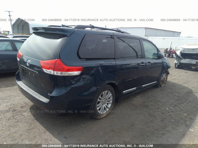 5TDYK3DCXCS246882 - 2012 TOYOTA SIENNA XLE/LIMITED BLUE photo 4