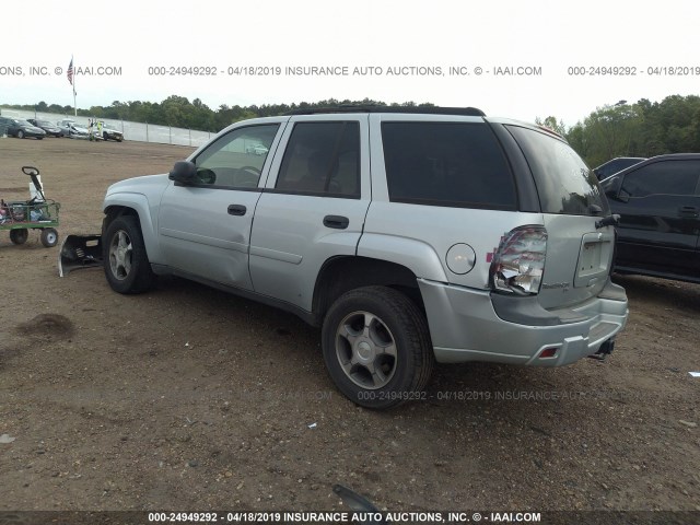 1GNDS13S482124889 - 2008 CHEVROLET TRAILBLAZER LS/LT SILVER photo 3