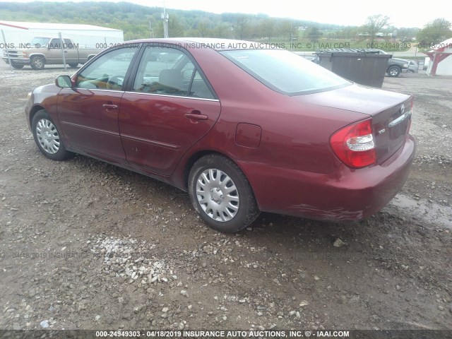 4T1BE32K24U329898 - 2004 TOYOTA CAMRY LE/XLE/SE RED photo 3