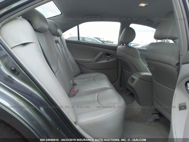 4T1BF3EK3AU080001 - 2010 TOYOTA CAMRY SE/LE/XLE GRAY photo 8