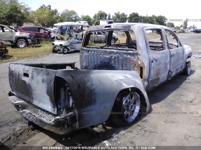 3TMJU62N09M071083 - 2009 TOYOTA TACOMA DOUBLE CAB PRERUNNER BLACK photo 4