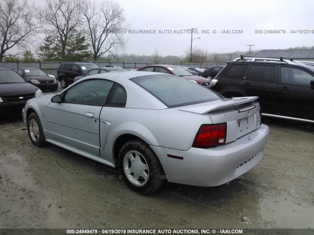 1FAFP4043YF211434 - 2000 FORD MUSTANG Gümüş foto 3