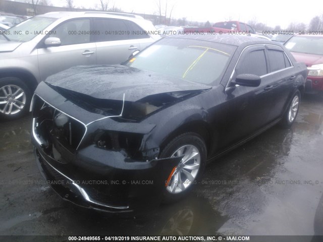 2C3CCAAG7GH135010 - 2016 CHRYSLER 300 LIMITED BLACK photo 2