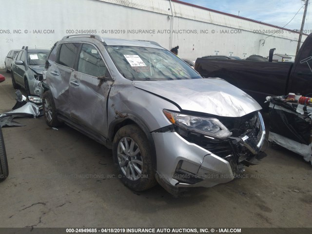 KNMAT2MV0JP585202 - 2018 NISSAN ROGUE S/SV SILVER photo 1