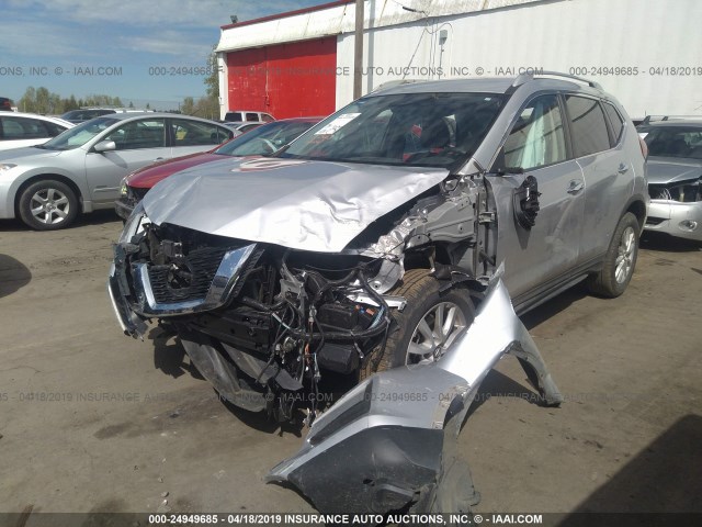 KNMAT2MV0JP585202 - 2018 NISSAN ROGUE S/SV SILVER photo 2