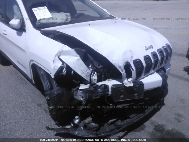 1C4PJLCB3FW761444 - 2015 JEEP CHEROKEE LATITUDE WHITE photo 6