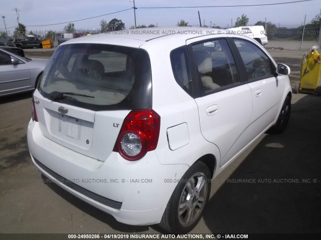 KL1TD6DE4AB119564 - 2010 CHEVROLET AVEO LS/LT WHITE photo 4