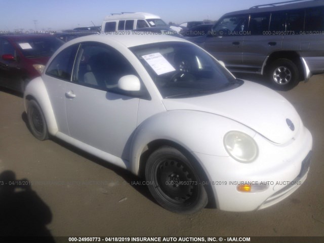 3VWBB61C5WM032525 - 1998 VOLKSWAGEN NEW BEETLE Weiß Foto 1