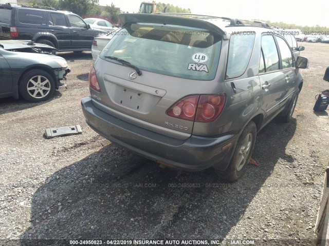 JT6HF10U7Y0121623 - 2000 LEXUS RX 300 SILVER photo 4