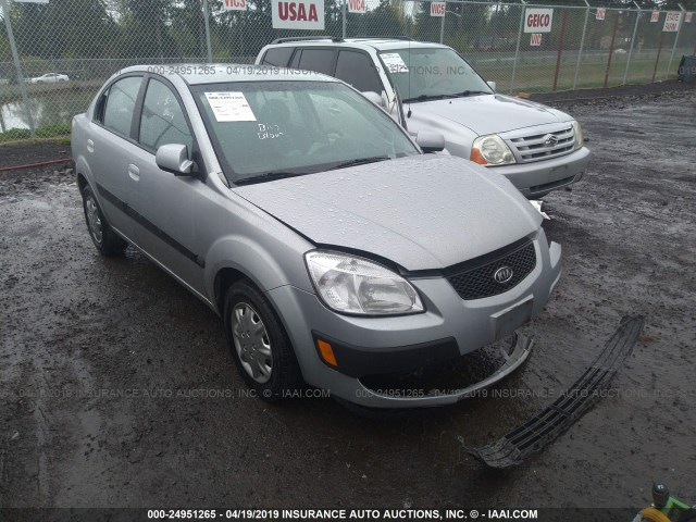 KNADE223496442258 - 2009 KIA RIO LX/SX SILVER photo 1