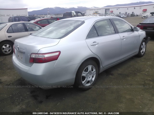 4T1BE46KX7U603322 - 2007 TOYOTA CAMRY NEW GENERAT CE/LE/XLE/SE SILVER photo 4