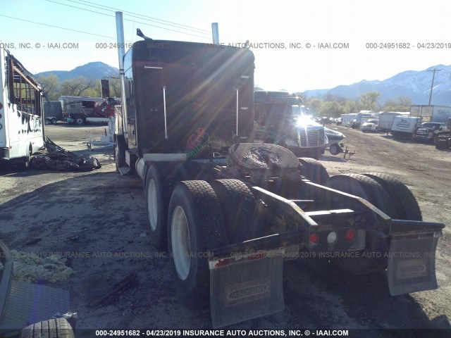 1FUPCDYB6WP926883 - 1998 FREIGHTLINER CONVENTIONAL FLD120 BLACK photo 3