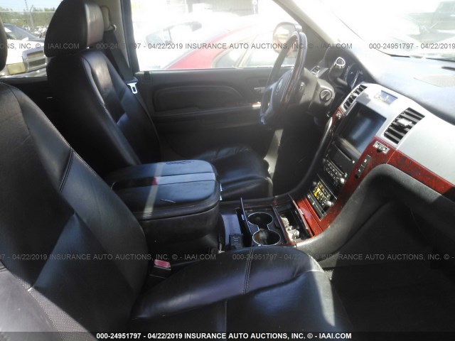 1GYFK53289R123868 - 2009 CADILLAC ESCALADE SPORT BLACK photo 5