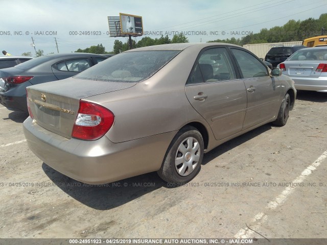 JTDBE32K120032484 - 2002 TOYOTA CAMRY LE/XLE/SE GOLD photo 4