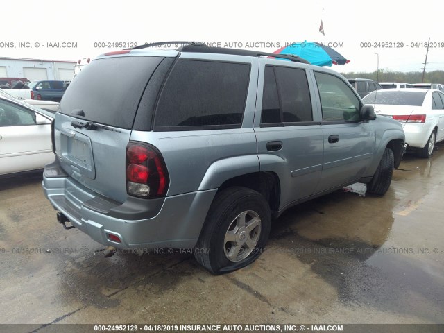 1GNDS13S962280536 - 2006 CHEVROLET TRAILBLAZER LS/LT Light Blue photo 4