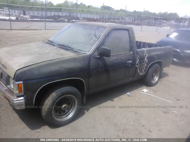 1N6SD11S4NC372124 - 1992 NISSAN TRUCK SHORT WHEELBASE BLACK photo 2