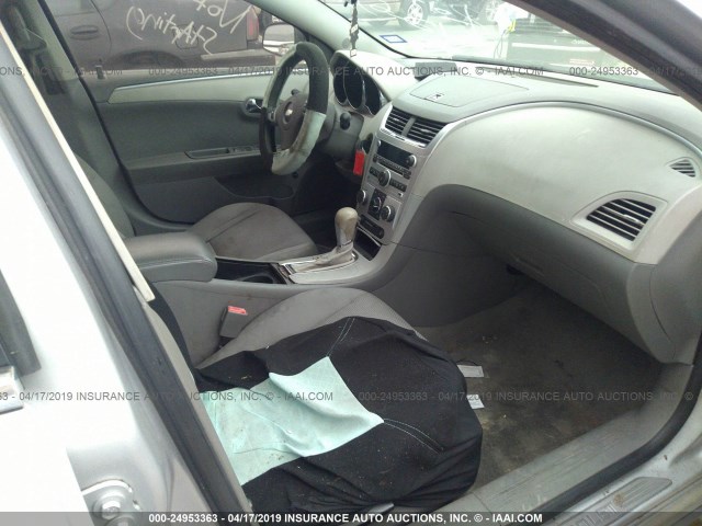 1G1ZC5EU4CF326062 - 2012 CHEVROLET MALIBU 1LT 银色 照片 5