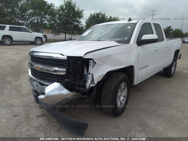 1GCVKREC1JZ339290 - 2018 CHEVROLET SILVERADO K1500 LT WHITE photo 2