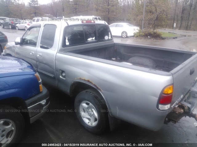 5TBBT441X4S454715 - 2004 TOYOTA TUNDRA ACCESS CAB SR5 SILVER photo 3