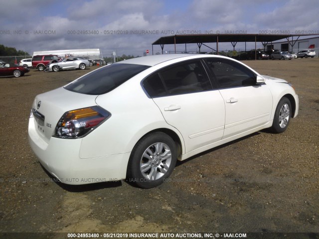 1N4AL2AP1BN499129 - 2011 NISSAN ALTIMA WHITE photo 4