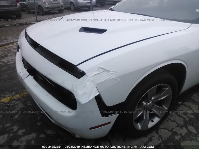 2C3CDZAG9KH560751 - 2019 DODGE CHALLENGER SXT WHITE photo 6