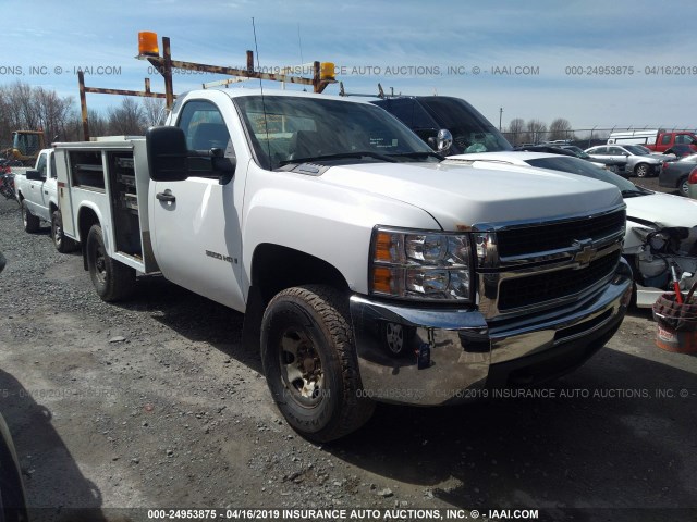 1GBHK34K88E192295 - 2008 CHEVROLET SILVERADO K3500 WHITE photo 1