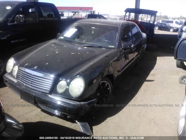 WDBJF65H4XA848888 - 1999 MERCEDES-BENZ E 320 BLACK photo 2