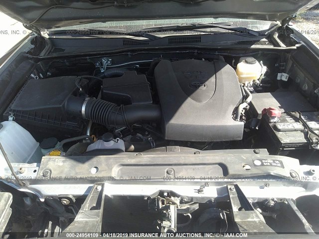 3TMCZ5AN0HM076627 - 2017 TOYOTA TACOMA DBL CAB/SR/TRDSPT/OR/PRO ნაცრისფერი ფოტო 10